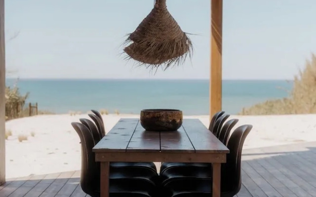 oceanHUTS Adults Only