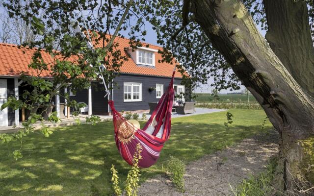Holiday Home in Wissenkerke With Garden
