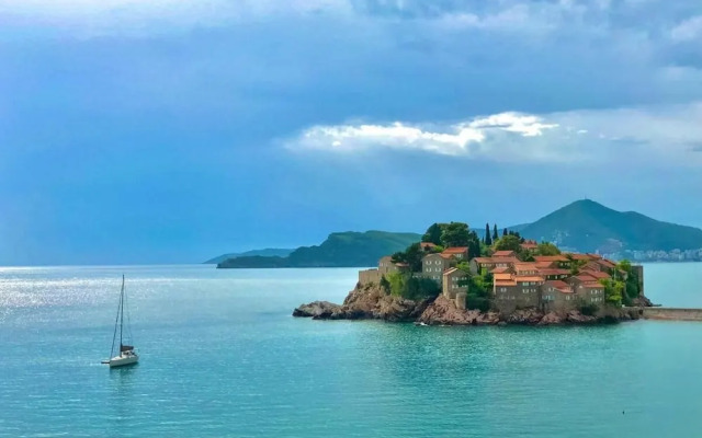 Sveti Stefan Beach Apartment