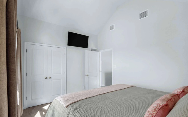 Cactus Blossom Bungalow