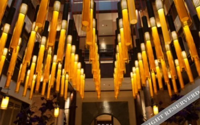 Huaqing Palace Resort & Spa