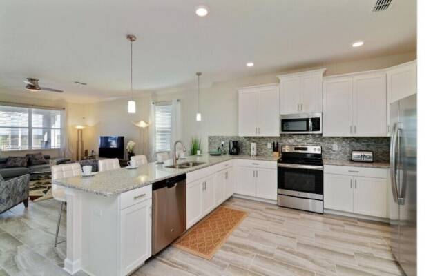 Champions Gate (230704) - 8 Br Villa