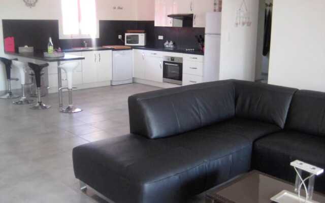 Lamage - Location maison de vacances avec piscine-Gard-Sud de la France Apartment 3