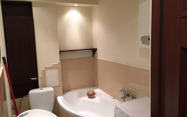 Penguin Rooms - Kielce Downtown Miodowa