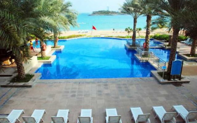 Private Beach Shoreline Luxurious Apartment