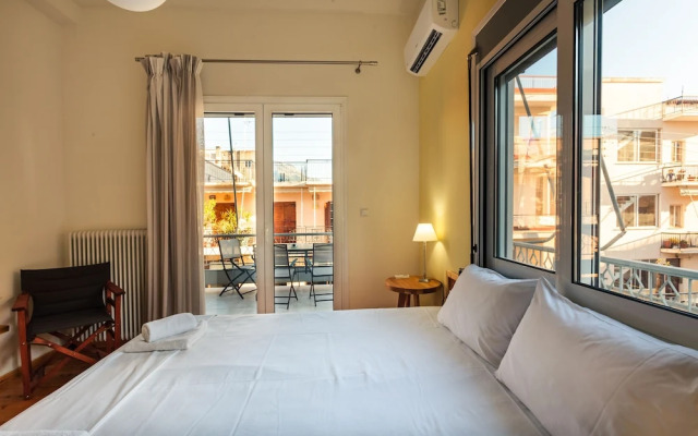 Upscale Modern Escape in the Historic Center