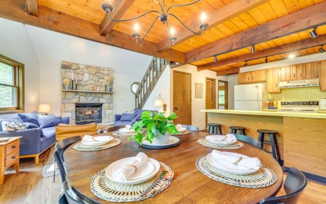 Traditional Blakeslee Chalet: Deck & Lake Access!