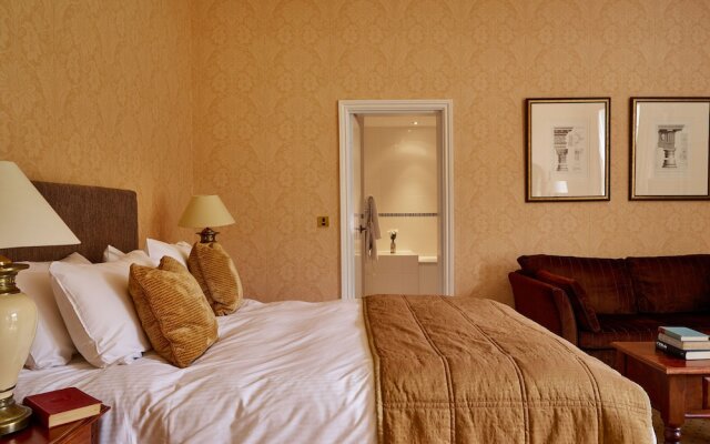 Dumbleton Hall Hotel