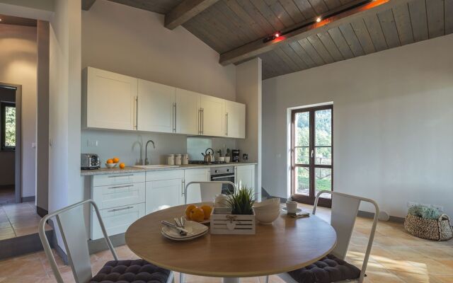 Splendid Villa in Preggio With Swimming Pool
