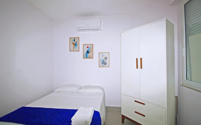 Conforto e Estilo em Copacabana D056