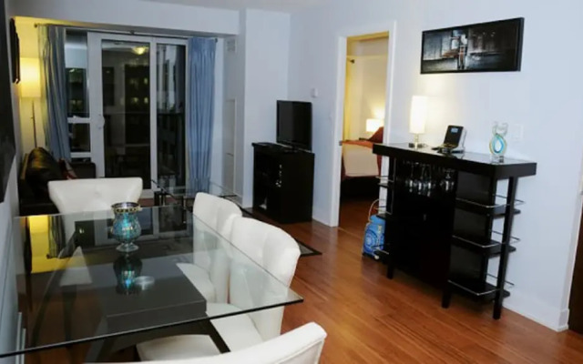 JJ Furnished Apartments Downtown Toronto: Element