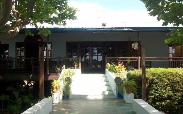 Rio Laura Delta Lodge
