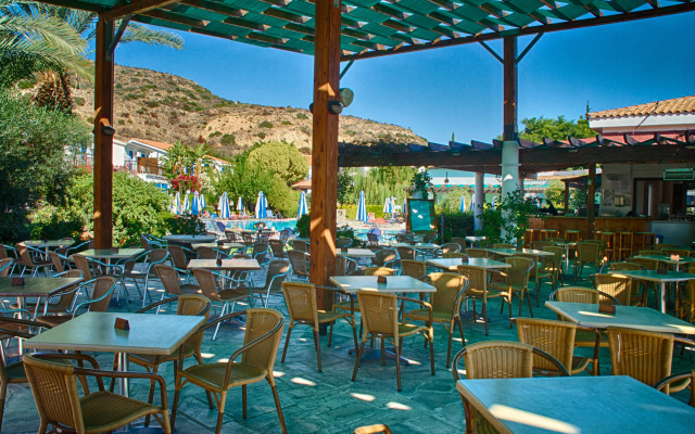 Hylatio Tourist Village