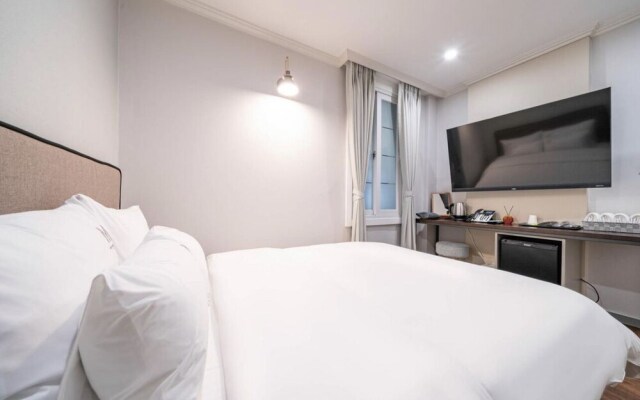Hotel The M
