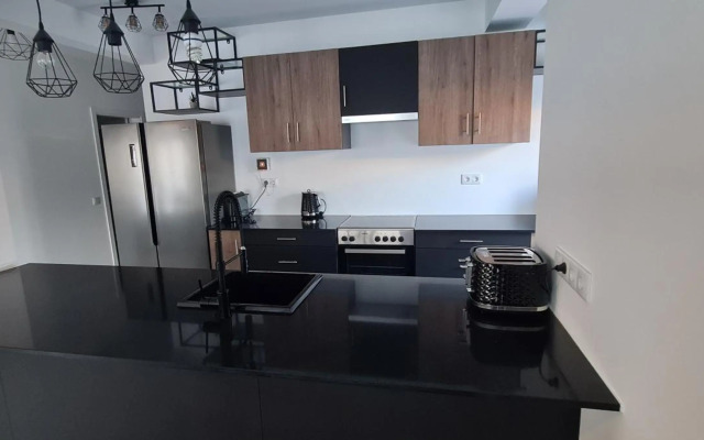 Large Villa - Private Pool - 5 Bedrooms