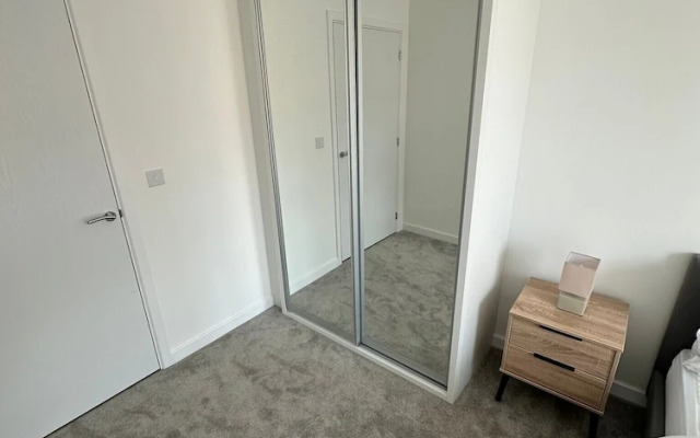 London Bliss Apartment Retreat