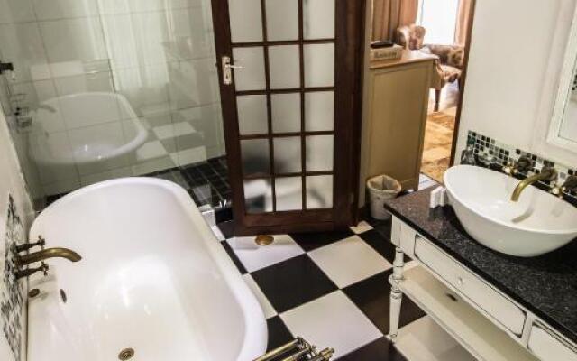 Godiva Spa & Guesthouse