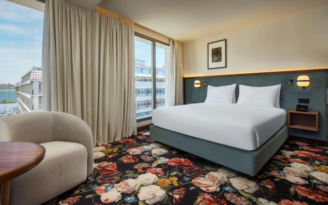DUO Hotel Lisbon, Curio Collection by Hilton