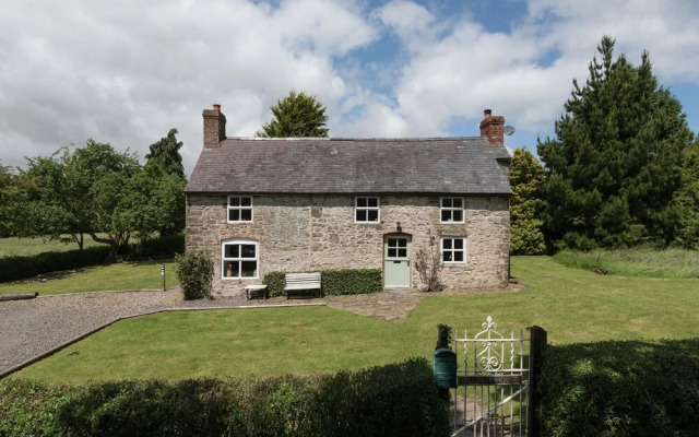 Hillgate House