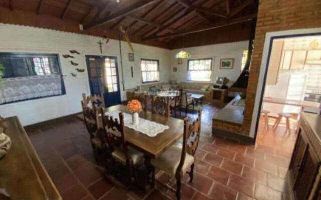 Passa Quatro- CASA INTEIRA RUSTICA para até 9 pessoas