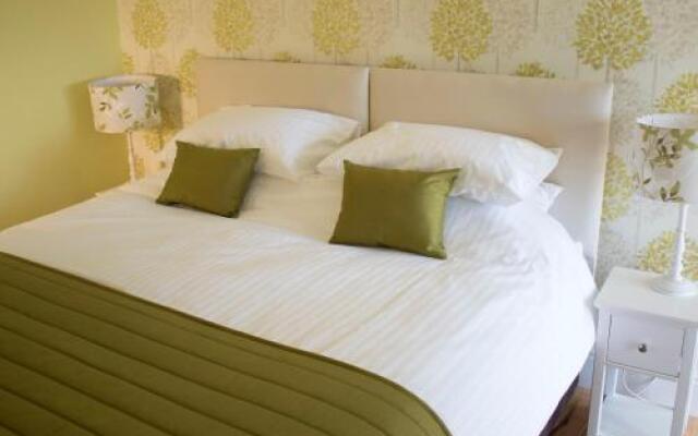 The Grange Guesthouse, Cefn-Coed