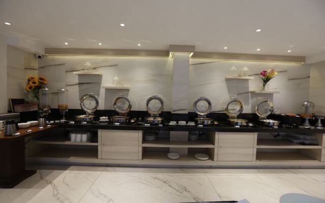 Artistry Suites