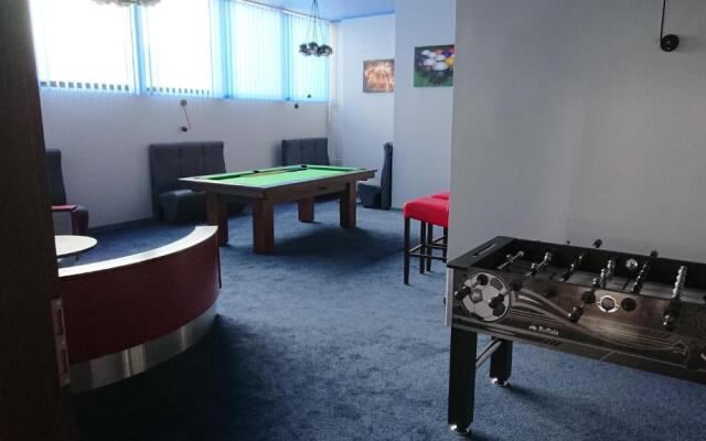Hotel Gromada Pila