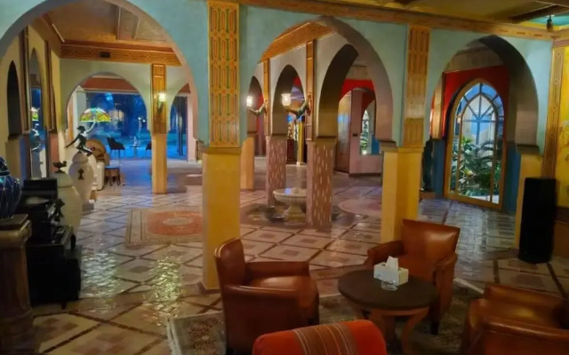 Private Luxury Villa With Hotel Services