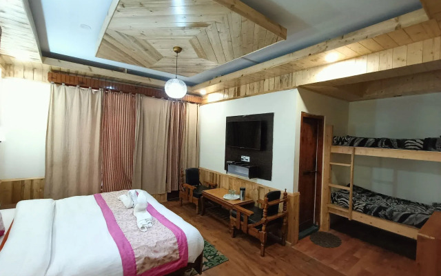 CS Shhandella Hotel