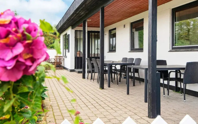 8 Person Holiday Home in Struer-by Traum