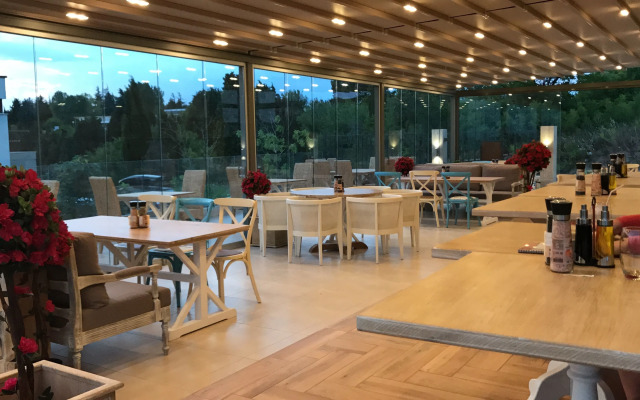 Hotel Saint Panteleimon Beach