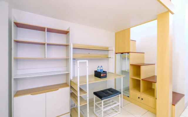 Best Homey and Minimalist Studio at Dave Apartment