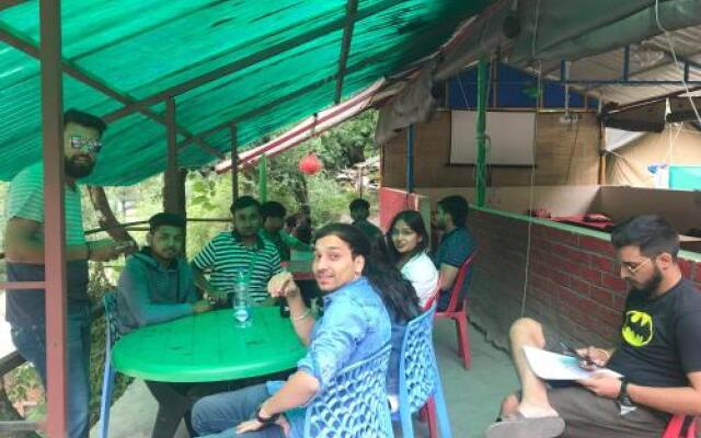 Camp The Parvati River Bank