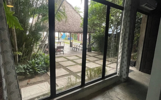 San Carlos Surf Resort & Eco Lodge