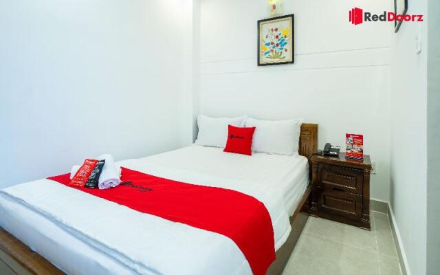 RedDoorz near Vincom Go Vap 2