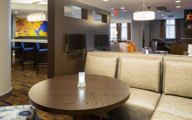 Courtyard by Marriott Houston by the Galleria