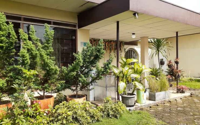 Gio Guesthouse near Terminal Baranangsiang