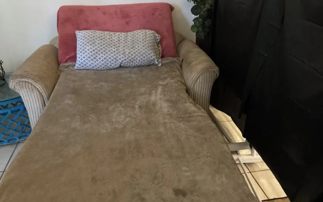 Vacation HomeStay Rental Rooms