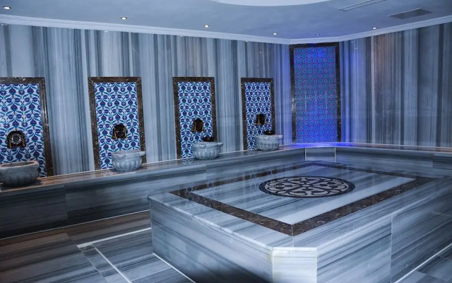 Winter City Hotel