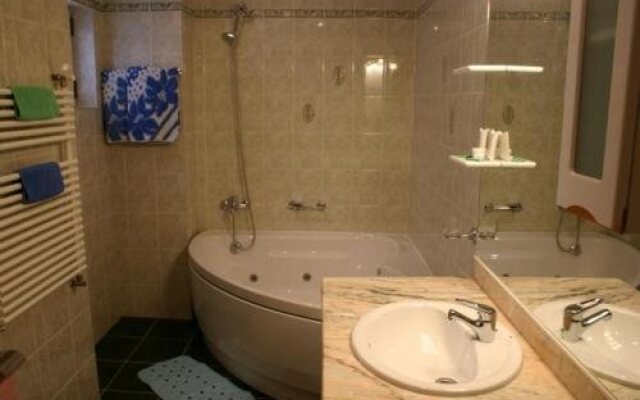 Hotel Decebal