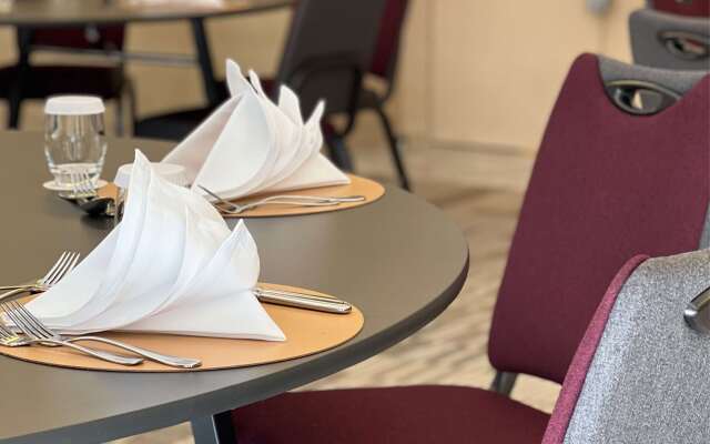 Mansard Riyadh, A Radisson Collection Hotel
