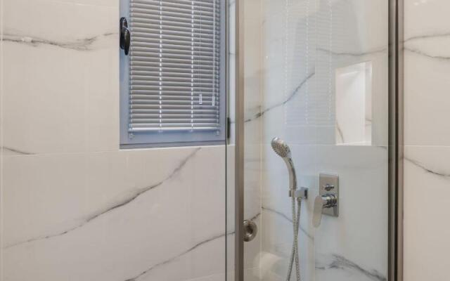 Acropolis Luxury Living