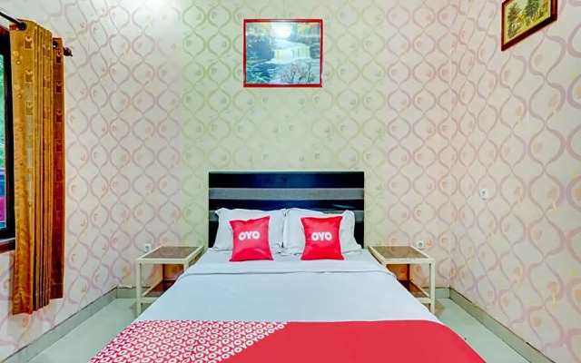 OYO 90088 Hotel Mandiri Juanda