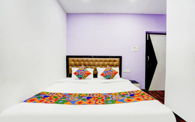 Fabhotel Triotel Inn