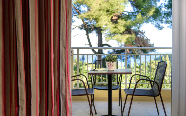Alkion Hotel