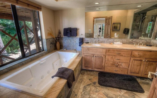 Hch1221 - Tahoe Bonoff Venture 4 Bedroom Home