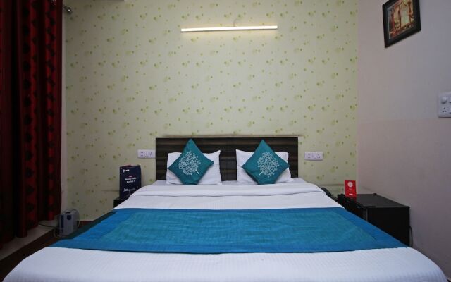 Collection O 6343 Hotel City Rooms Greater Noida