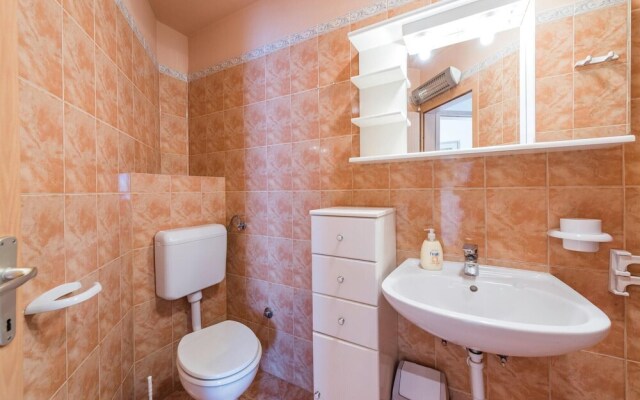 Stunning Home in Bonaci With Wifi and 3 Bedrooms