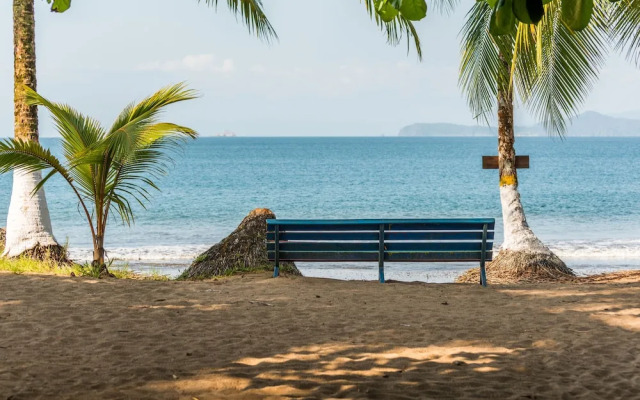 Playa de Oro Lodge