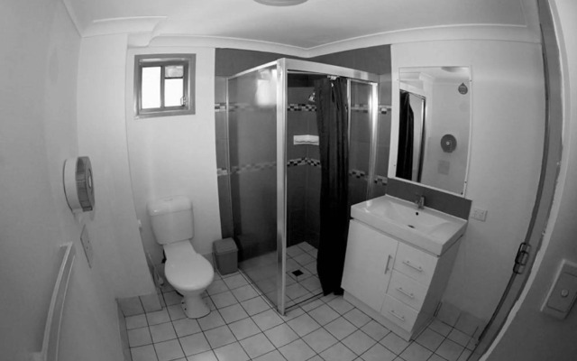 Sleeping Inn Backpackers Gold Coast